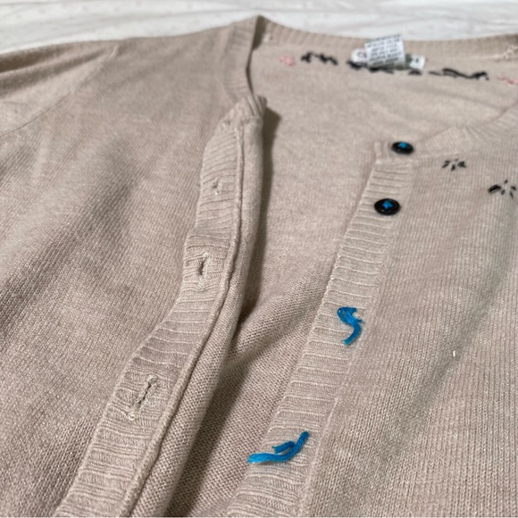 CB Design “Kiss Whoever” Beige Cardigan XL - Picture 3 of 7